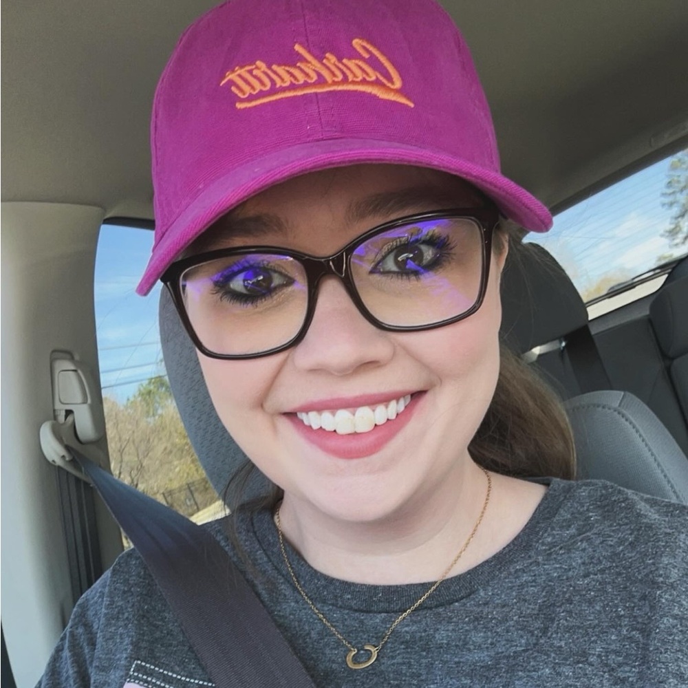 Meet your Posher, Danielle